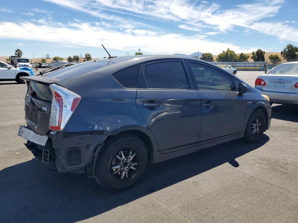 2012 TOYOTA PRIUS