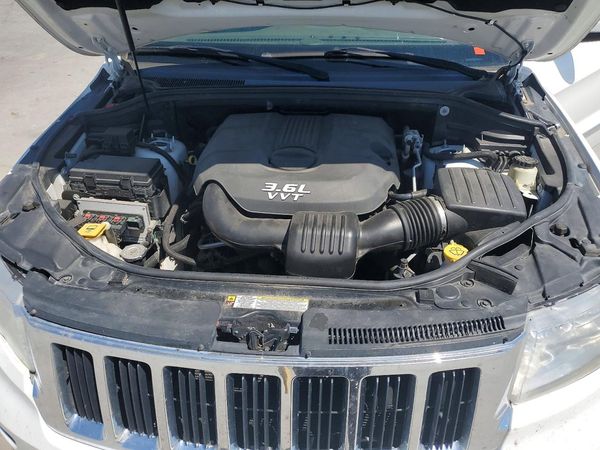 2013 JEEP GRAND CHER Laredo