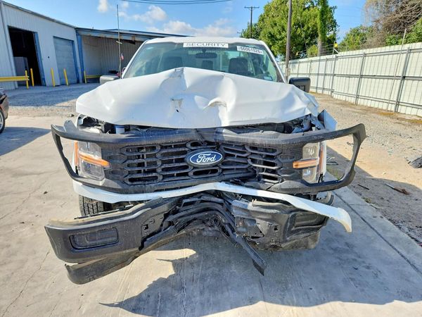 2025 FORD F150