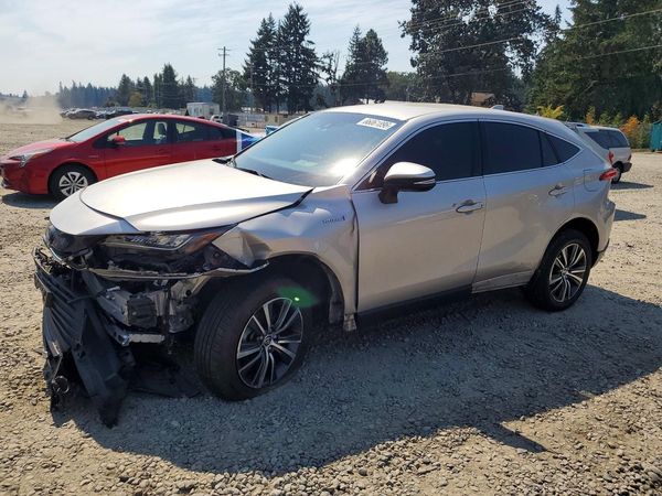 2021 TOYOTA VENZA — Front 3/4