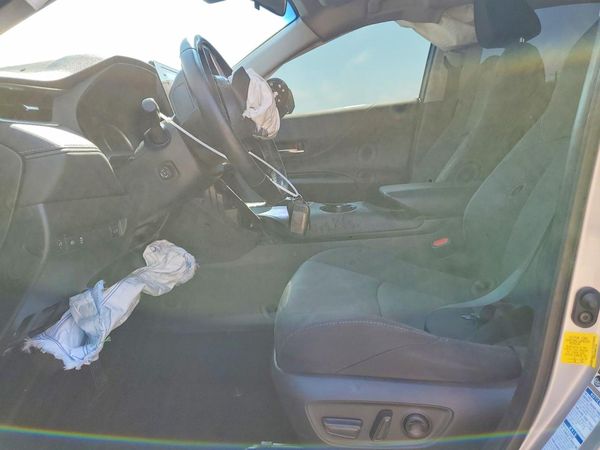 2021 TOYOTA VENZA — DENT