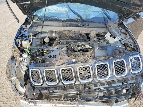 2023 JEEP COMPASS Limited — Engine bay