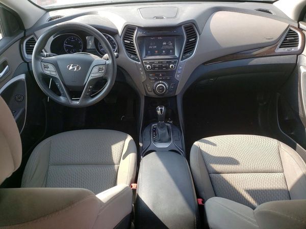2018 HYUNDAI SANTA FE SE Base