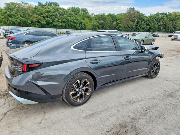 2025 HYUNDAI SONATA