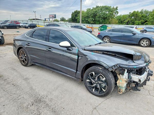2025 HYUNDAI SONATA