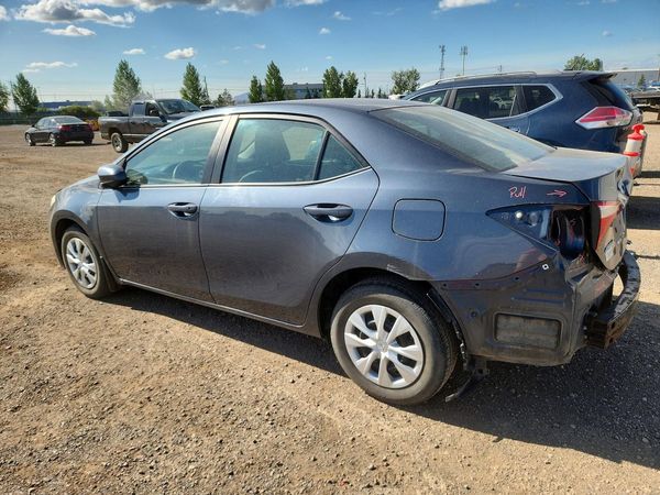 2015 TOYOTA COROLLA