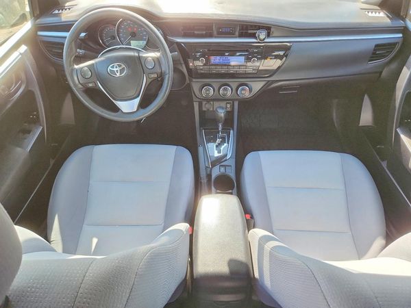2015 TOYOTA COROLLA