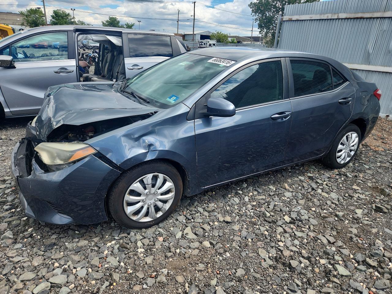 2016 TOYOTA COROLLA
