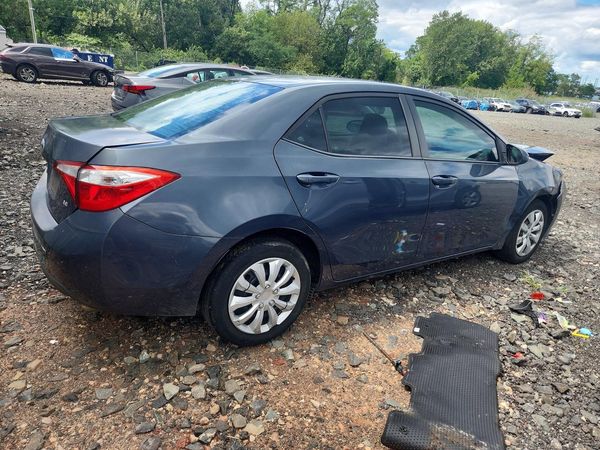2016 TOYOTA COROLLA