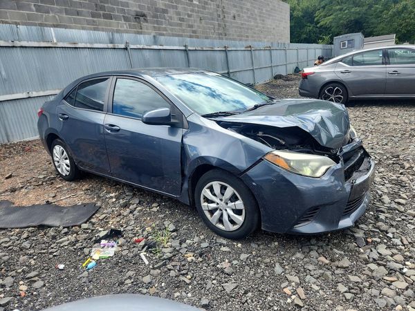 2016 TOYOTA COROLLA
