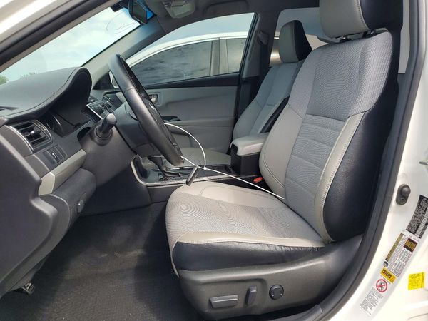 2016 TOYOTA CAMRY SOLA Hybrid