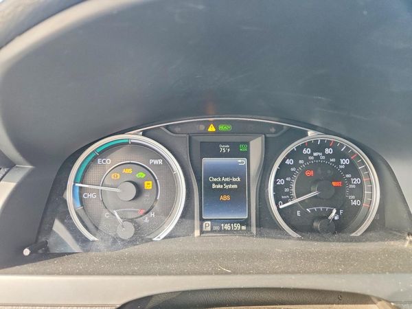 2016 TOYOTA CAMRY SOLA Hybrid