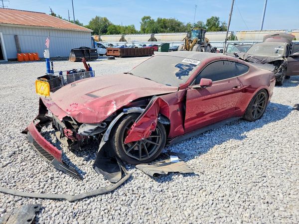 2019 FORD MUSTANG