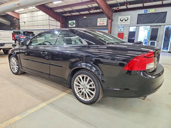 2012 VOLVO C70