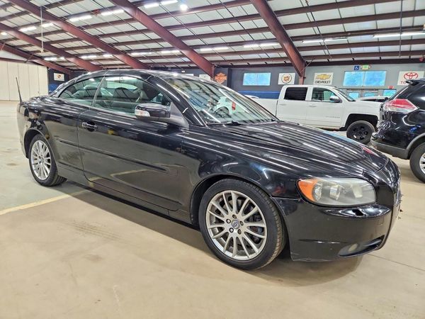 2012 VOLVO C70