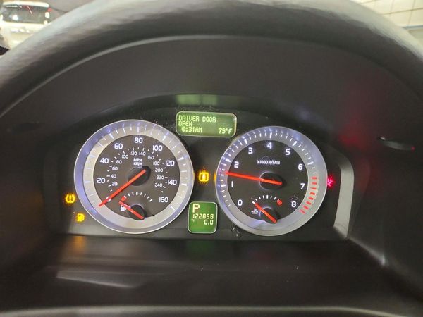 2012 VOLVO C70