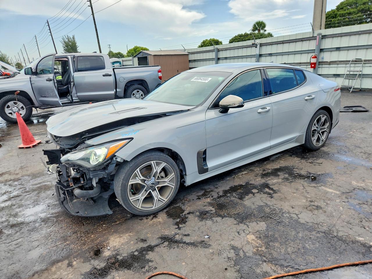 2021 KIA STINGER