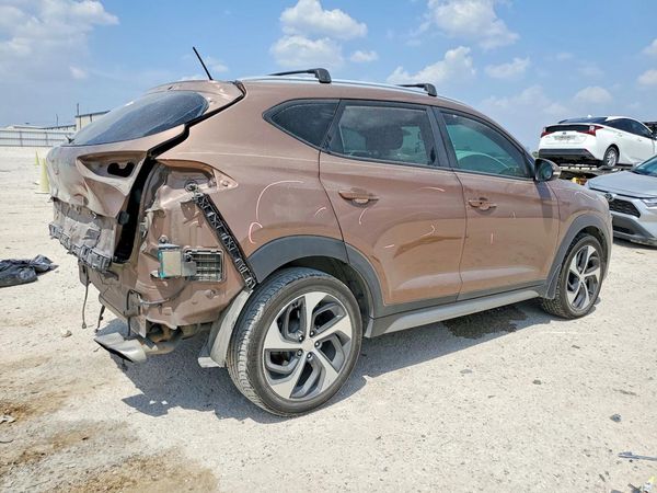2017 HYUNDAI TUCSON
