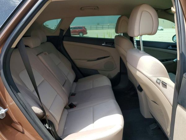 2017 HYUNDAI TUCSON