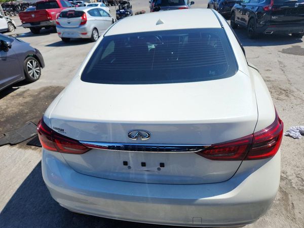 2018 INFINITI Q50