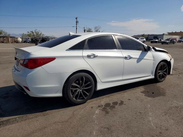 2014 HYUNDAI SONATA