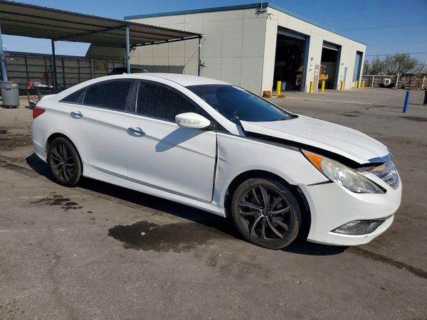 2014 HYUNDAI SONATA