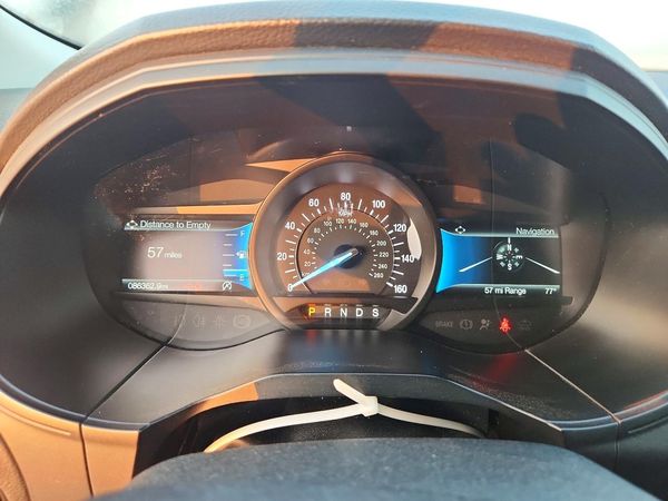 2022 FORD EDGE Titanium