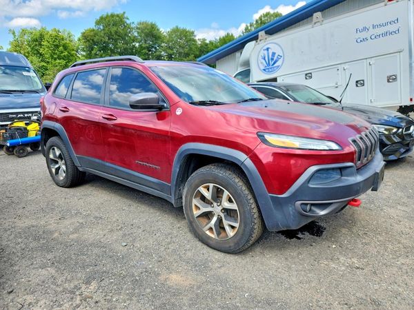 2014 JEEP CHEROKEE Trailhawk — Passenger 3/4