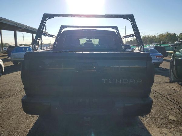 2017 TOYOTA TUNDRA SR5/TRD Pro