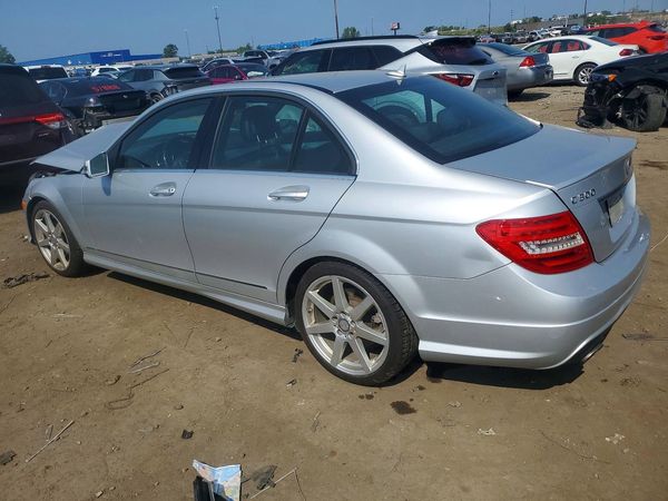 2014 MERCEDES-BENZ C