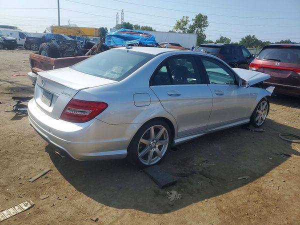 2014 MERCEDES-BENZ C