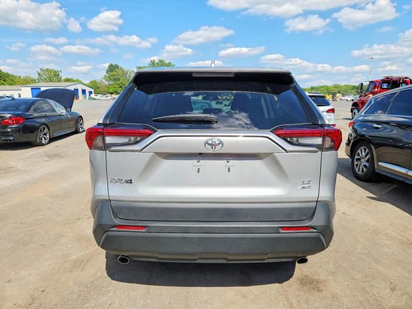 2023 TOYOTA RAV4 LE