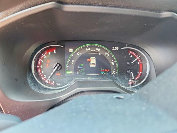 2023 TOYOTA RAV4 LE