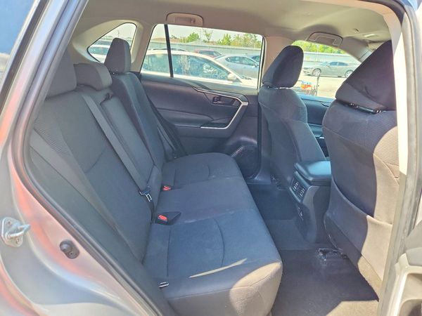 2023 TOYOTA RAV4 LE