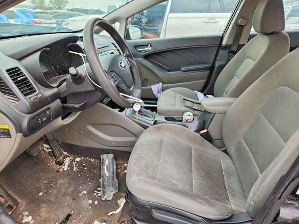 2015 KIA FORTE GL(Middle-low grade)