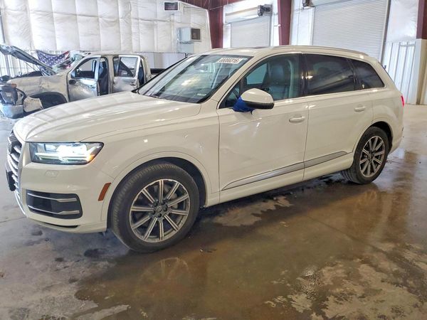 2018 AUDI Q7 quattro Premium Plus