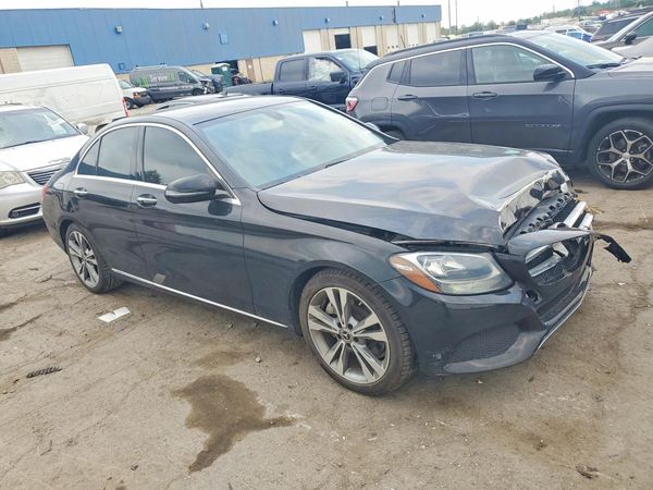2018 MERCEDES-BENZ C