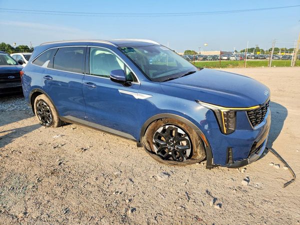 2025 KIA SORENTO