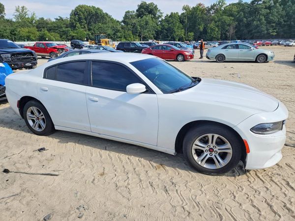 2015 DODGE CHARGER SE
