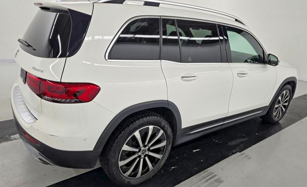 2021 MERCEDES-BENZ GLB GLB250-4M