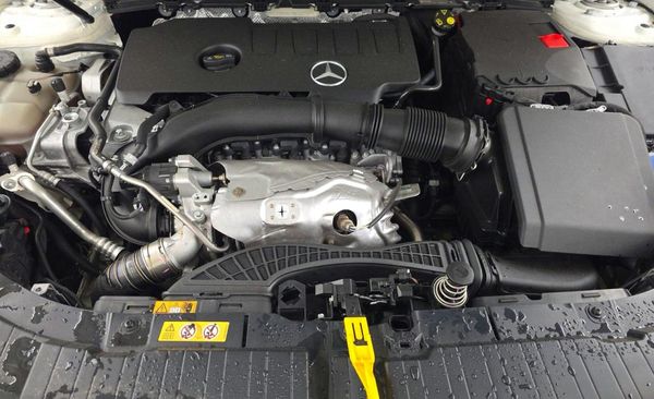 2021 MERCEDES-BENZ GLB GLB250-4M