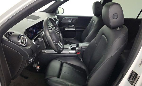 2021 MERCEDES-BENZ GLB GLB250-4M