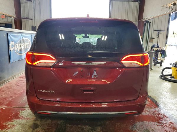 2017 CHRYSLER PACIFICA Touring L Plus