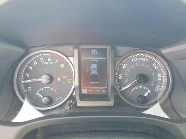 2020 TOYOTA TACOMA SR5