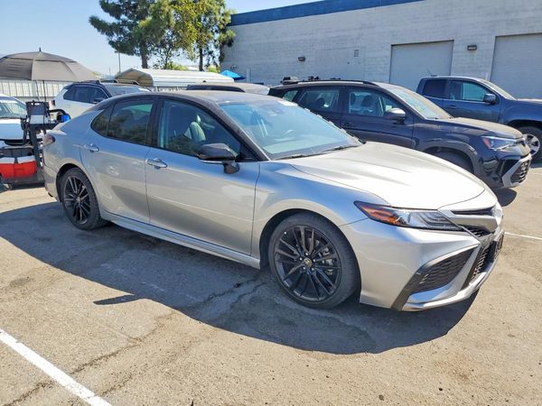 2022 TOYOTA CAMRY