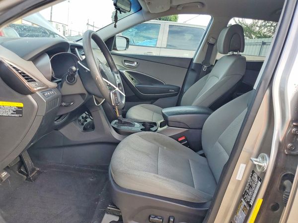 2017 HYUNDAI SANTA FE — DENT