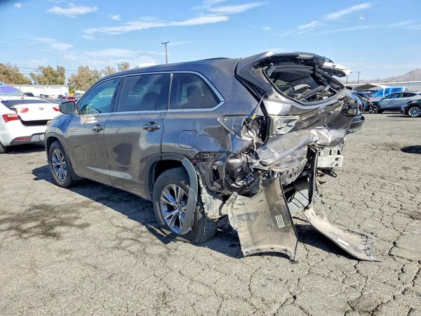 2016 TOYOTA HIGHLANDER