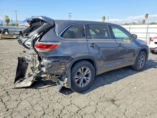 2016 TOYOTA HIGHLANDER