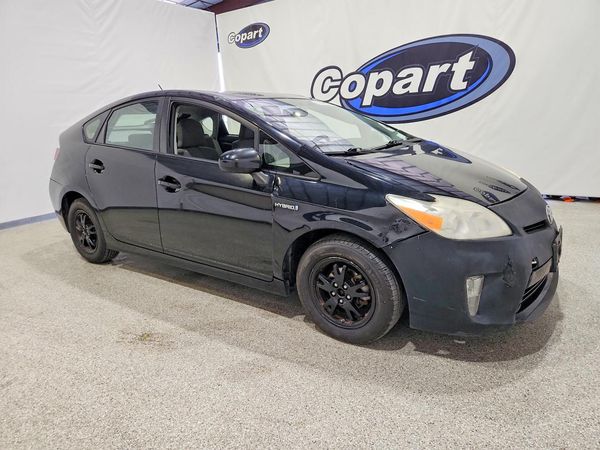 2013 TOYOTA PRIUS