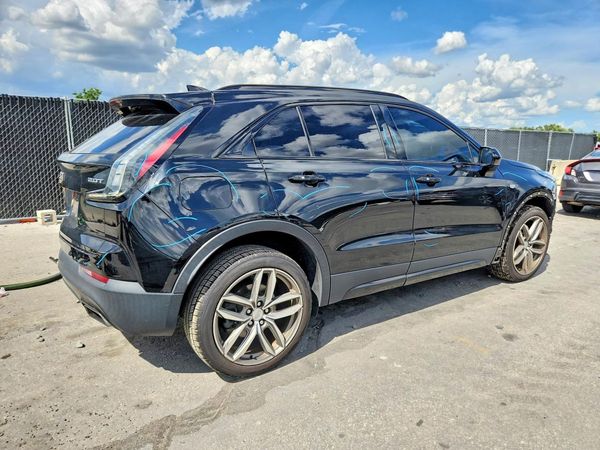 2019 CADILLAC XT4